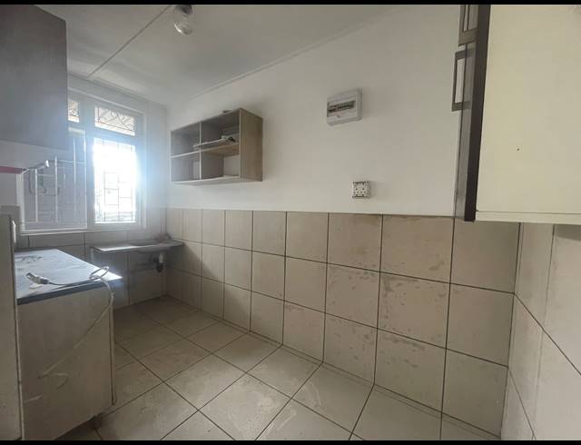 1 BEDROOM APARTMENT TO LET IN SEA VIEW